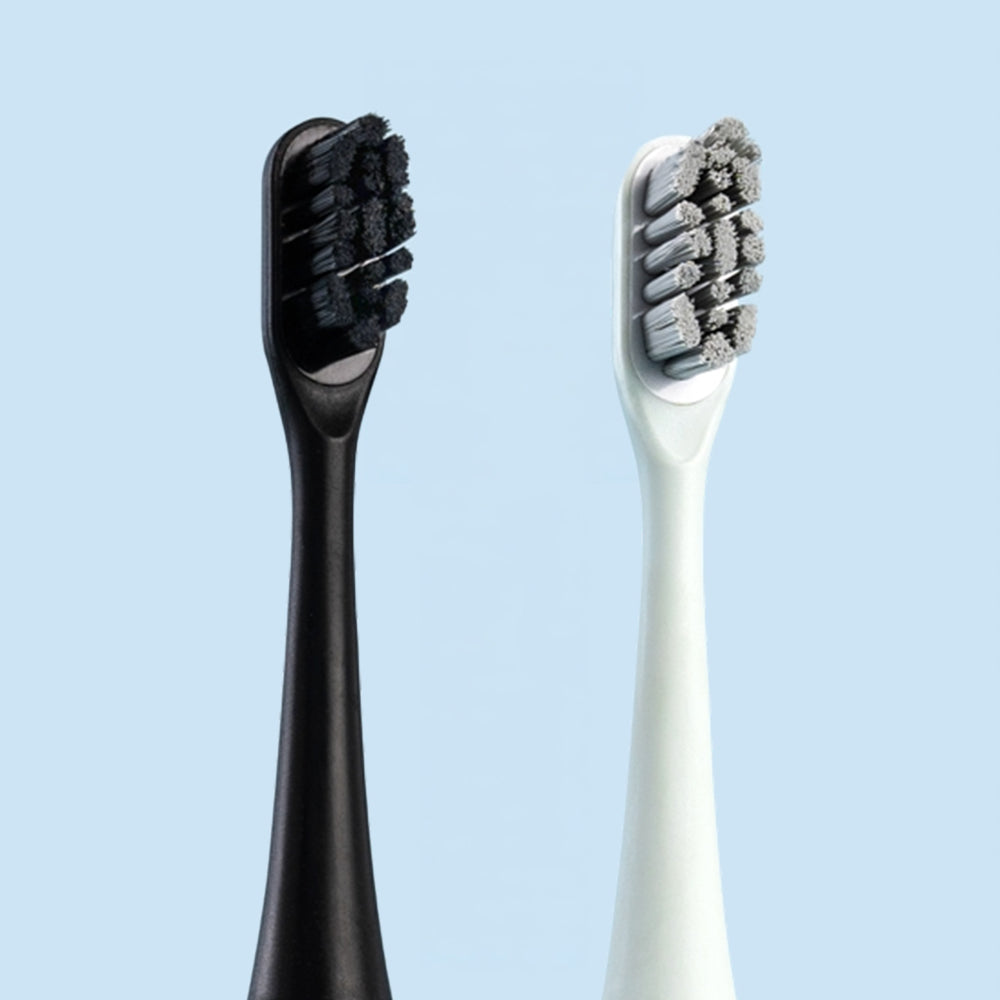 SmilePro sonic brush heads in Satin Black and Soft Mint